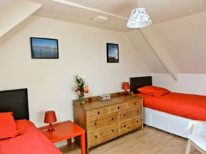Gite in Normandy. Twin bedroom. 2 bedrooms. Sleeps 4.