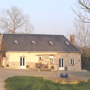 Holiday rental gites available in Normandy, France. 4 beds. Sleeps 8.